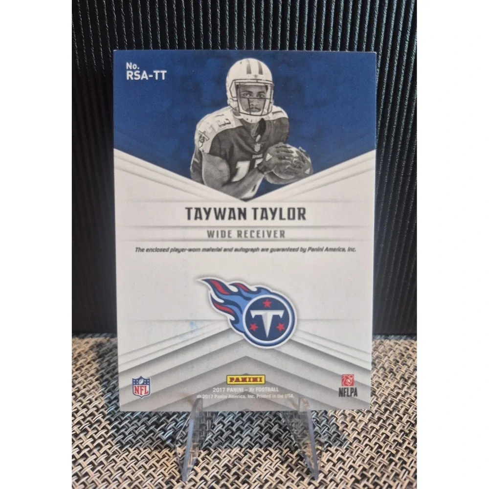 2017 Xr Taywan Taylor #RSA-TT Rookie Swatch Autographs Blue /199 (RC) (MEM)